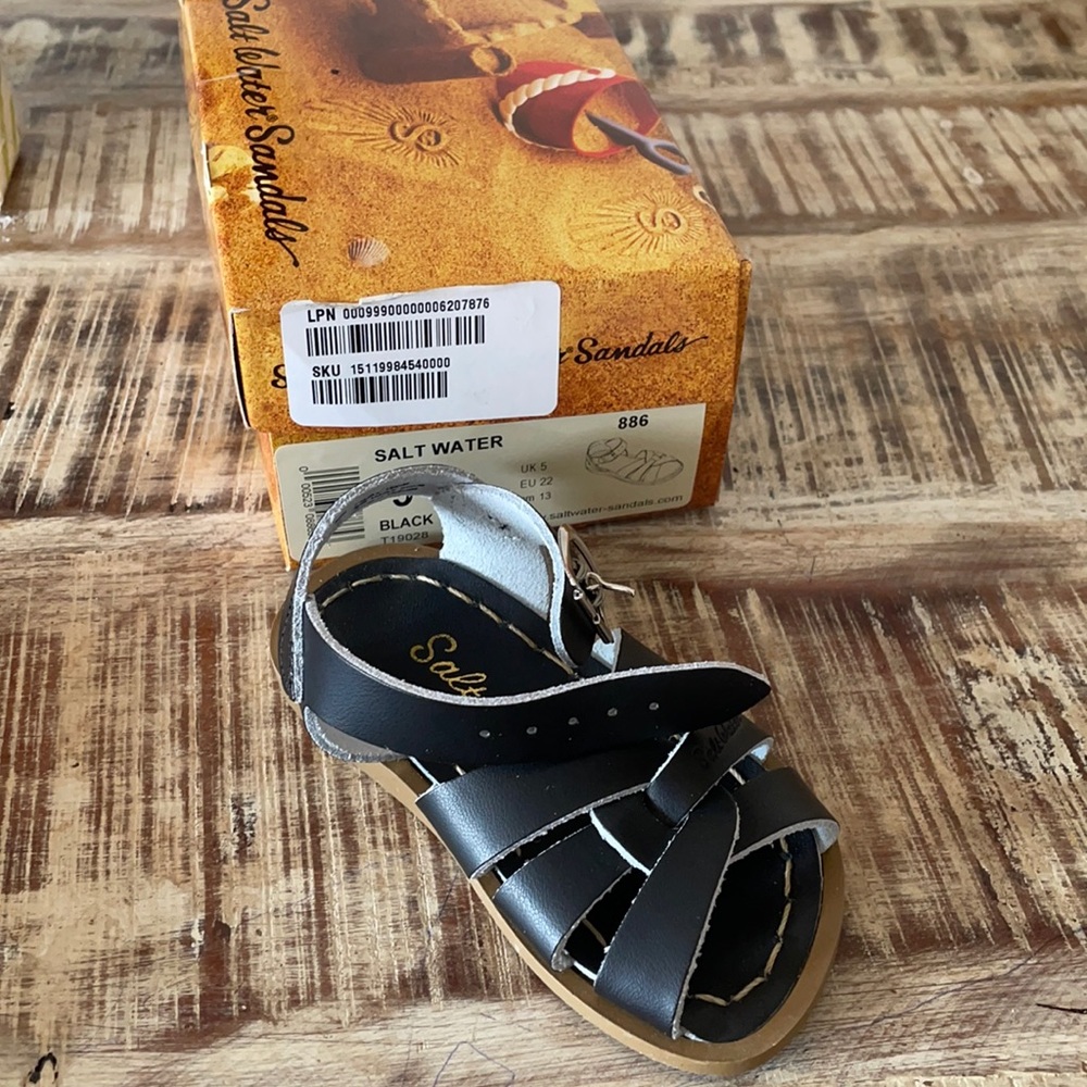 Kids salt water sandals
